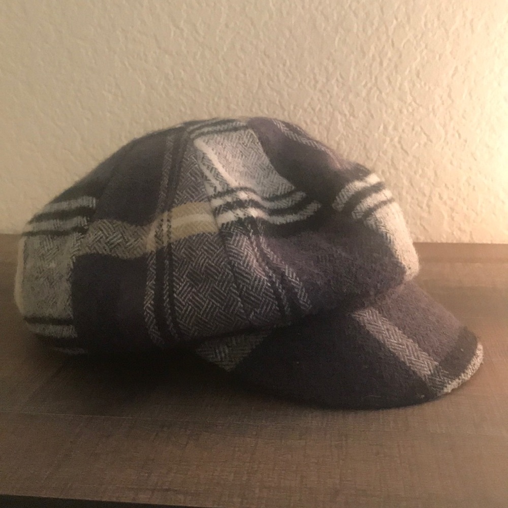 Black & white checkered hat